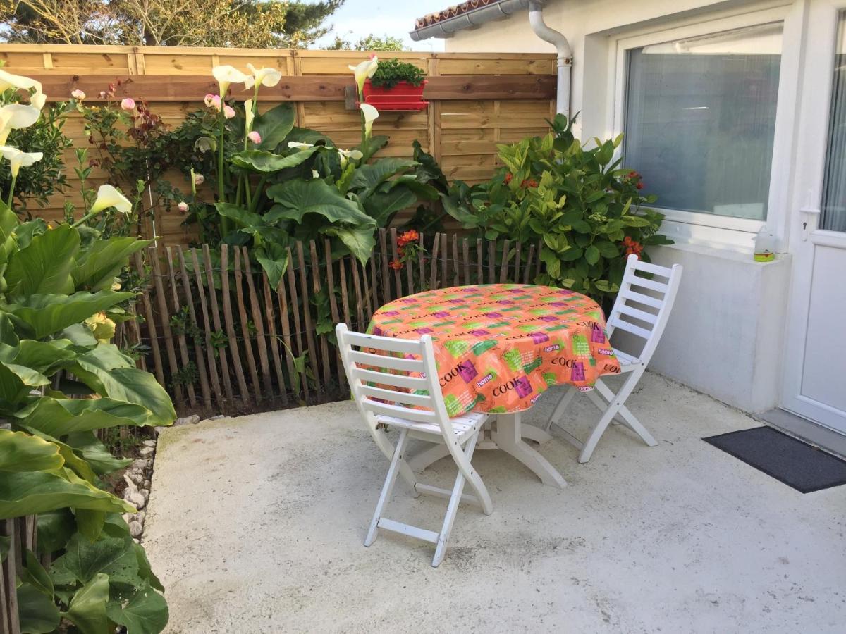 Petite Maison Dans Le Jardin Ars-en-Ré Eksteriør bilde